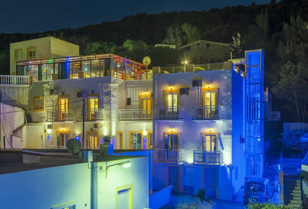 Elefteria Hotel Agia Marina  Exterior foto