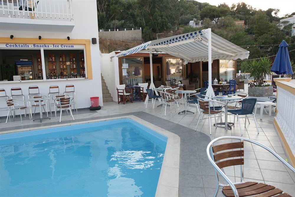 Elefteria Hotel Agia Marina  Exterior foto