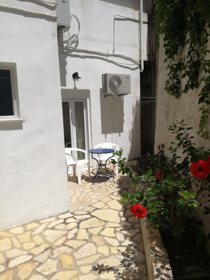 Elefteria Hotel Agia Marina  Zimmer foto