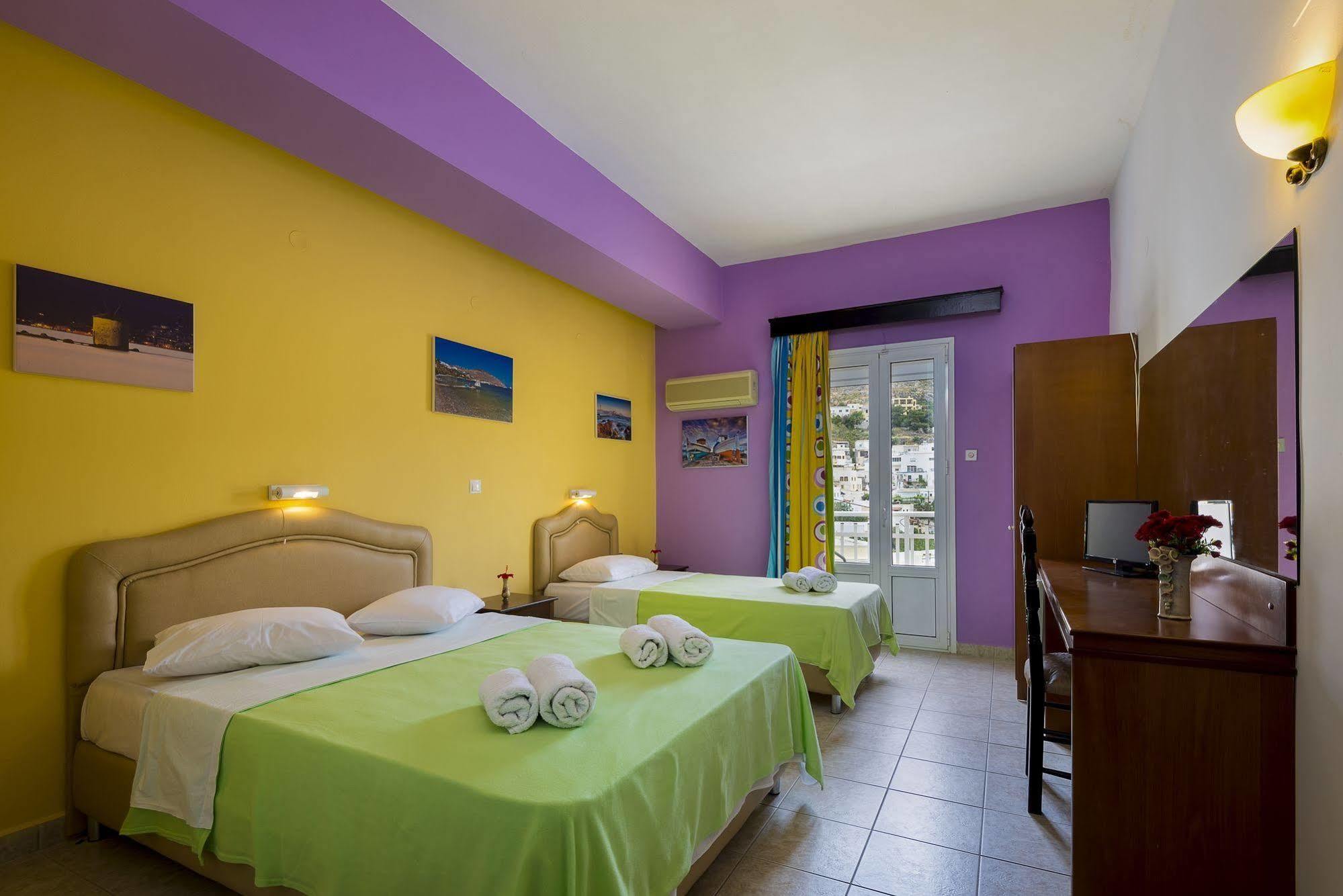 Elefteria Hotel Agia Marina  Exterior foto